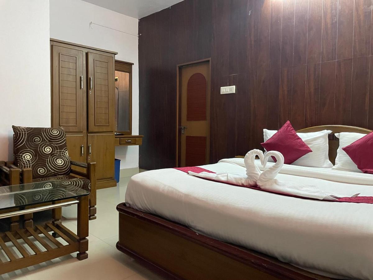 Hotel Caveri Madikeri Exteriér fotografie